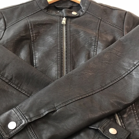 Jackets & Blazers - Woman’s size Petite medium faux leather motorcycle biker jacketNEW